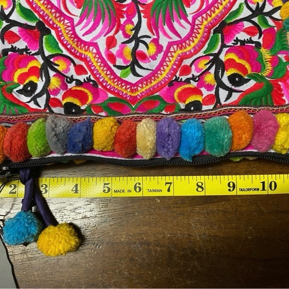 HMONG Cherr THAILAND HILL TRIBE embroidered bohemian clutch handbag NWT - Picture 7 of 9